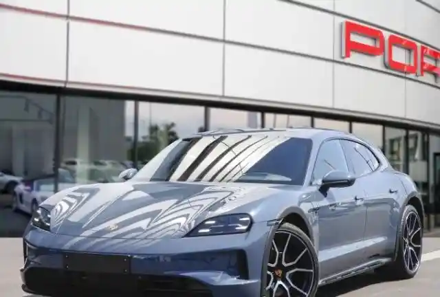 Porsche Taycan