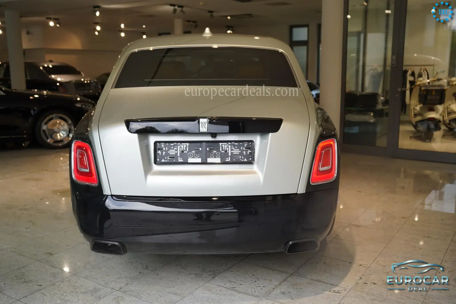 Rolls-Royce Phantom