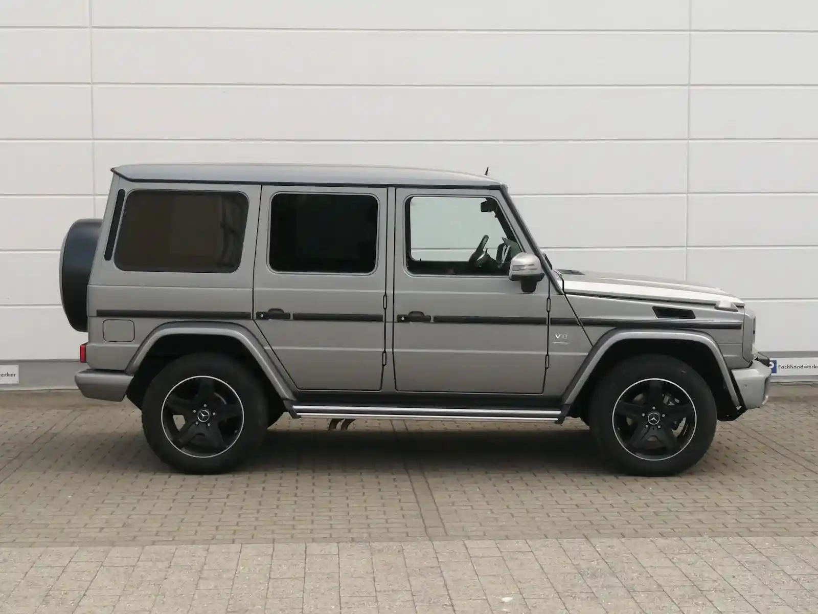 Mercedes-Benz G 500