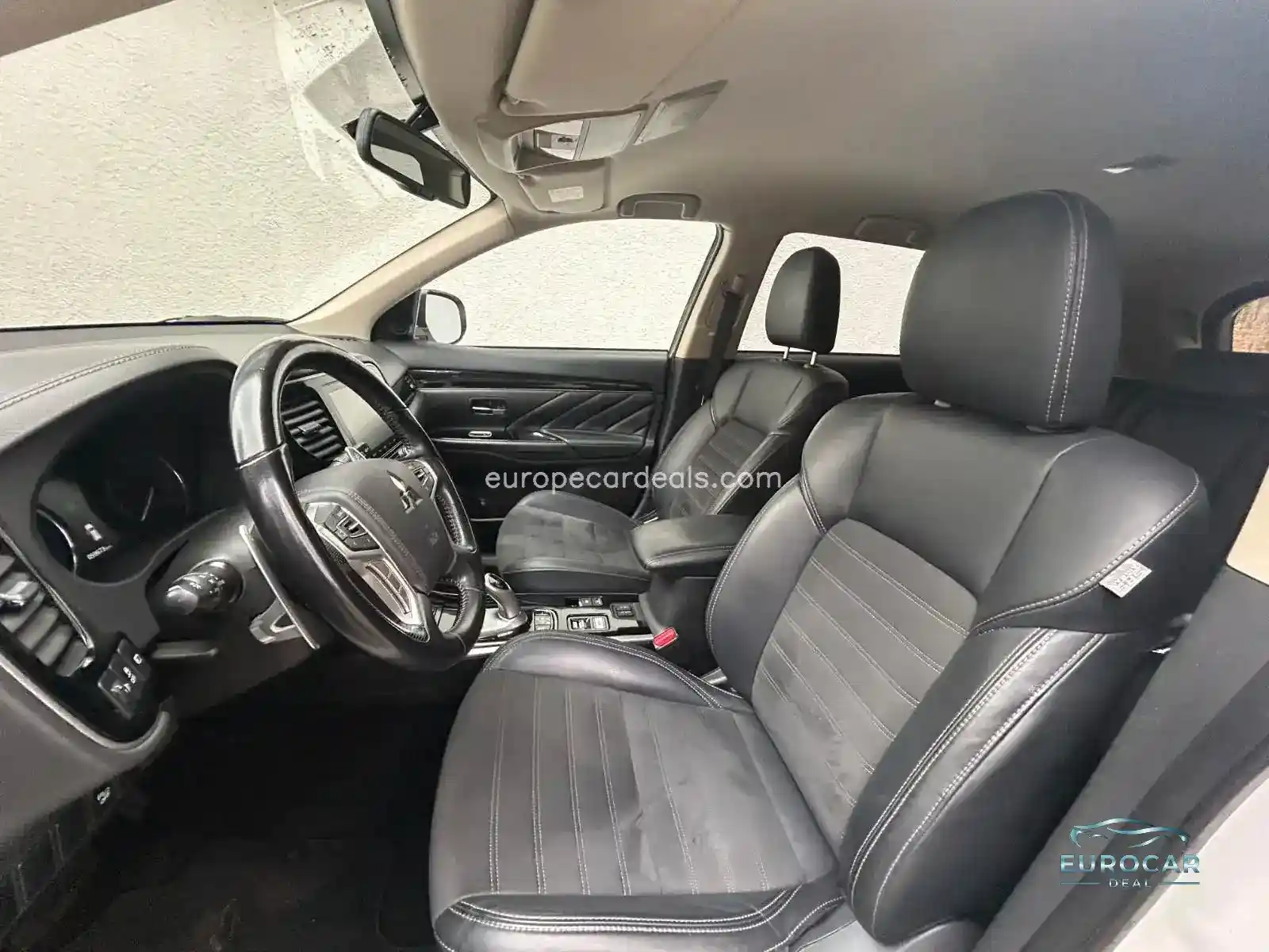 Mitsubishi Plug-in Hybrid Outlander