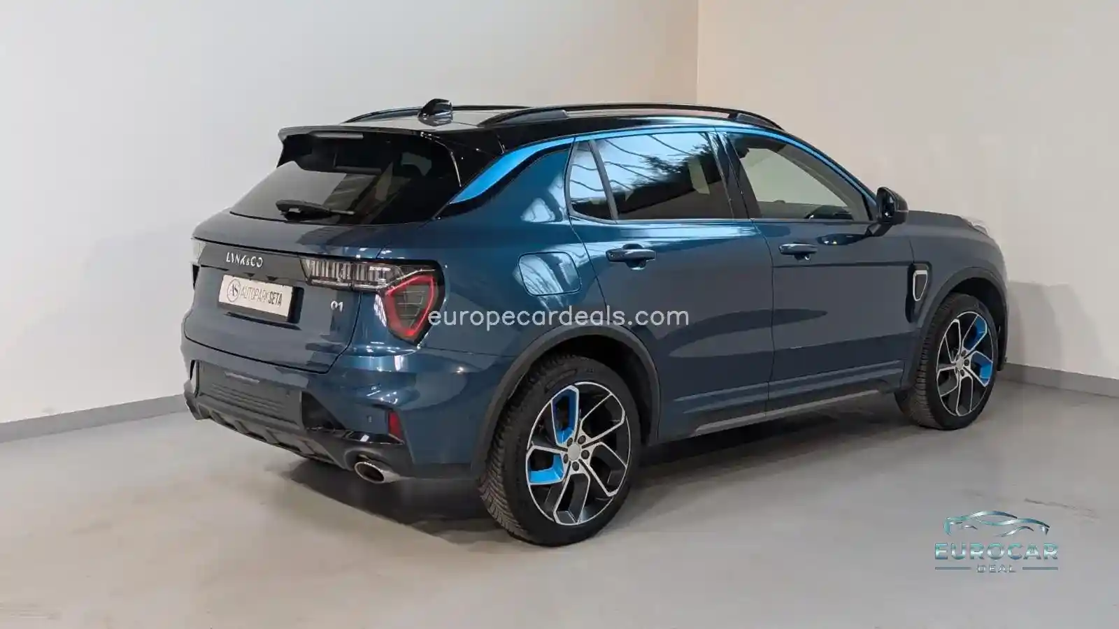 Lynk&Co 01