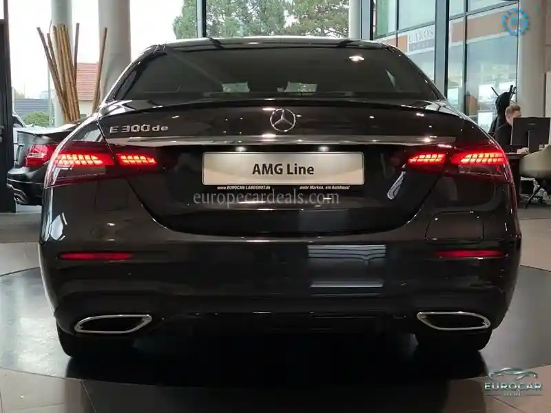 Mercedes-Benz E 300