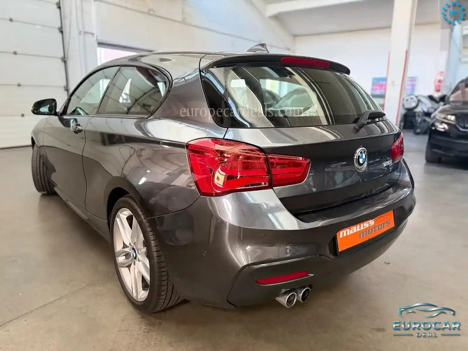 BMW 120