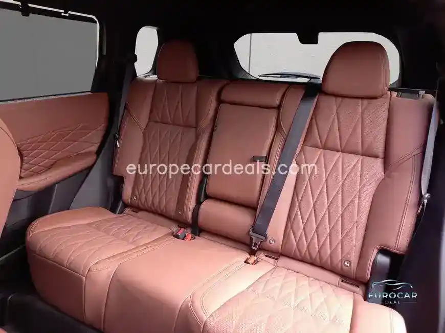 Mitsubishi Plug-in Hybrid Outlander