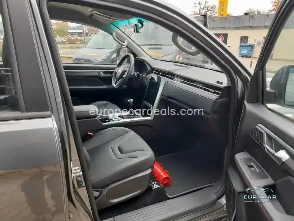 JAC 8 Pro