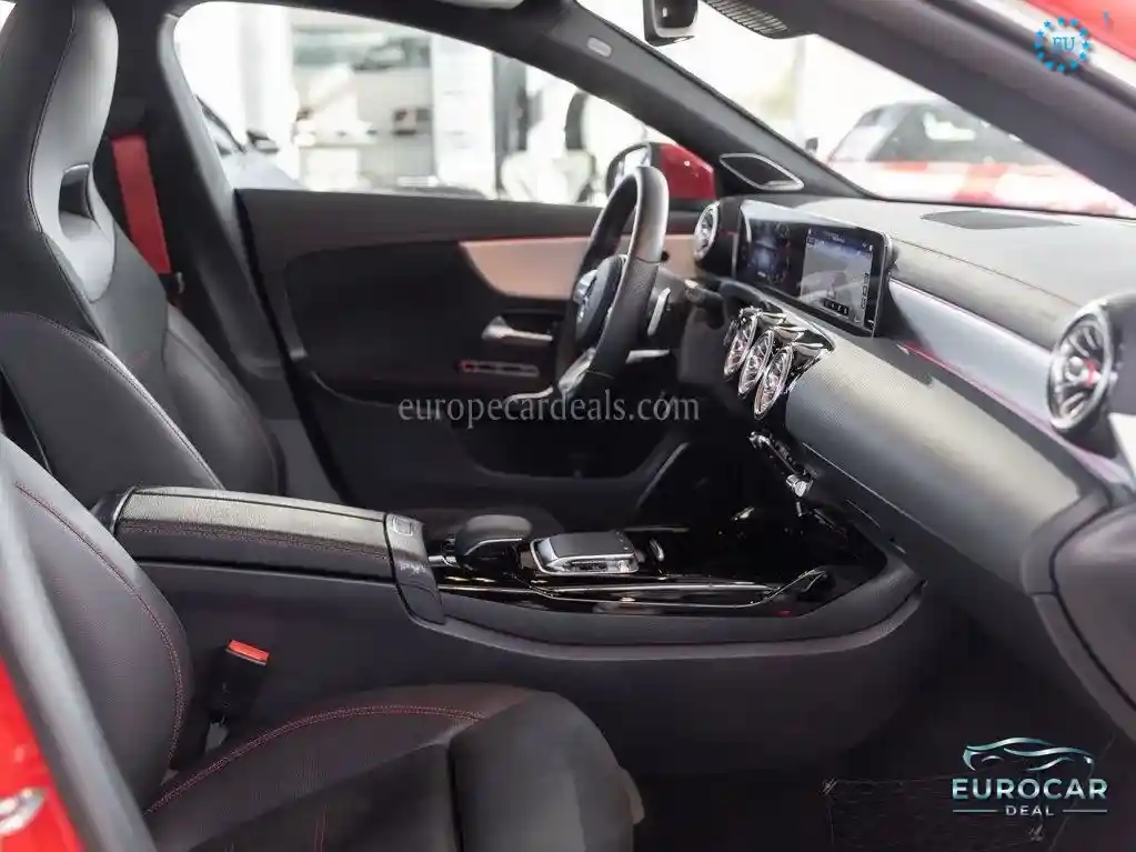 Mercedes-Benz CLA 35 AMG