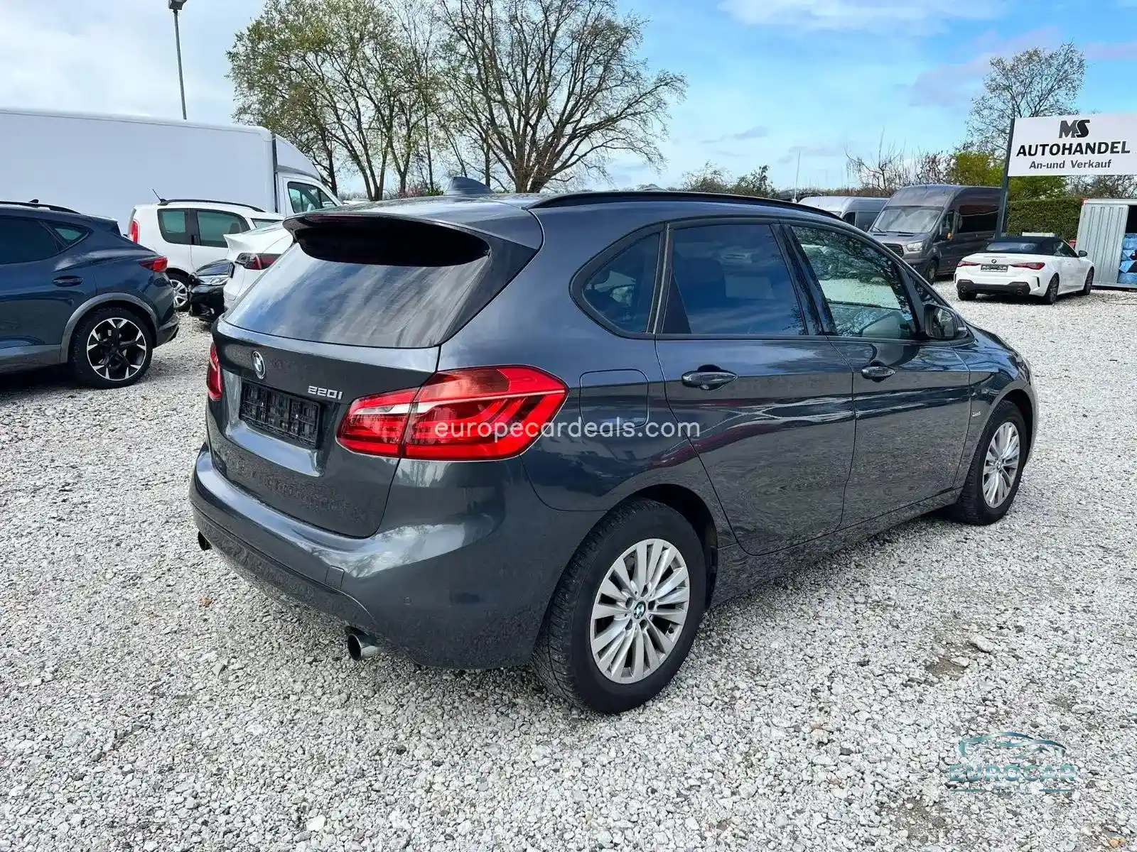 BMW 220