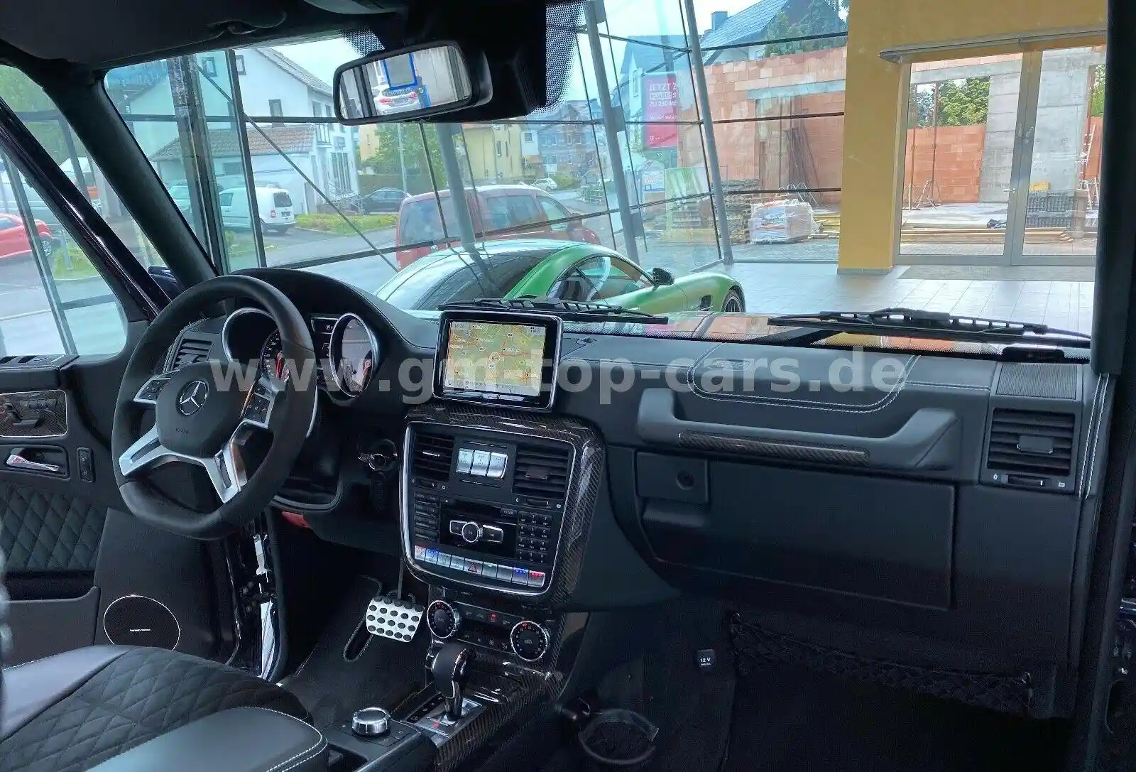Mercedes-Benz G 500