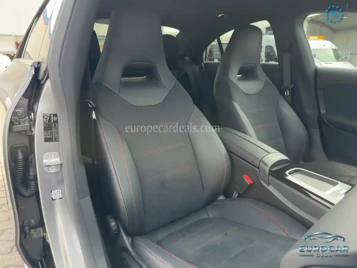 Mercedes-Benz CLA 220