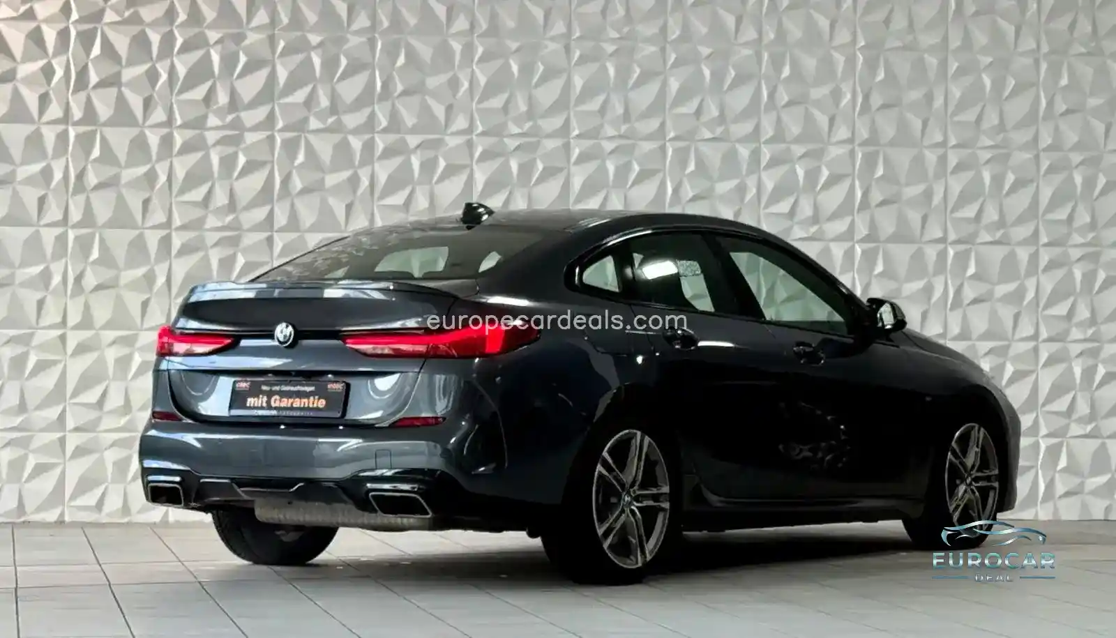 BMW M235