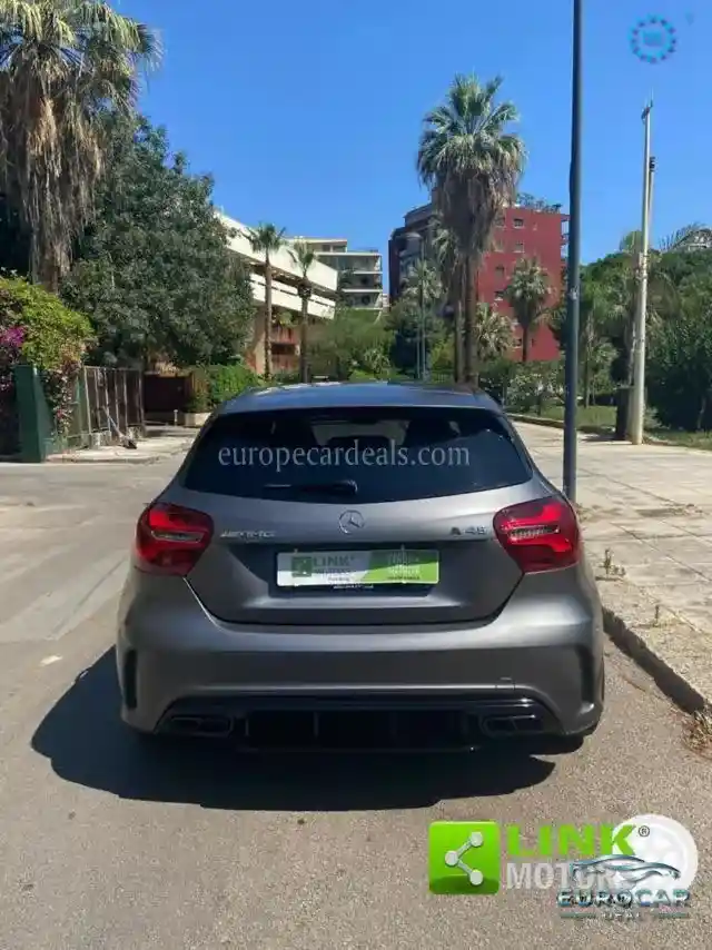 Mercedes-Benz A 45 AMG