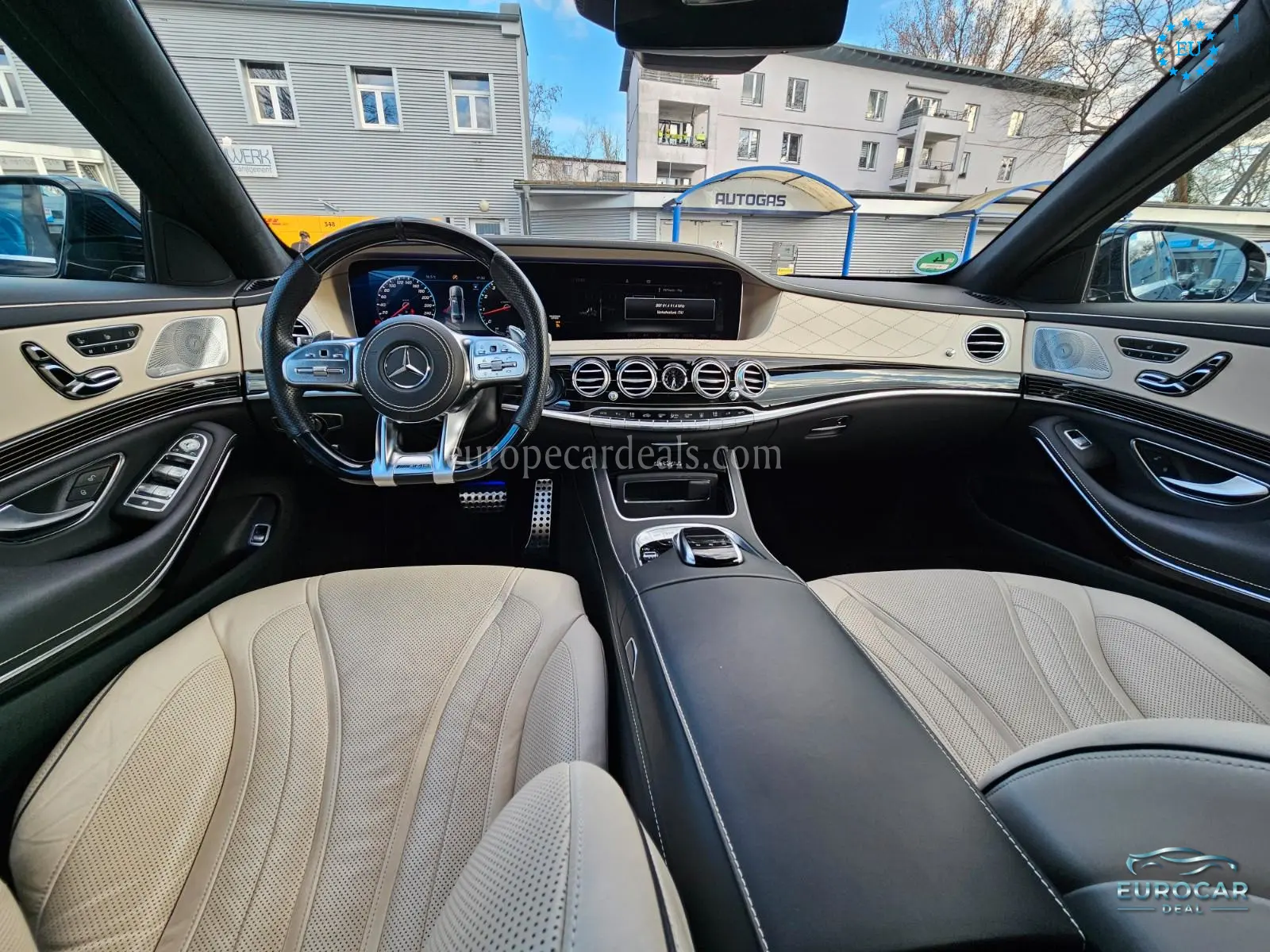 Mercedes-Benz S 560