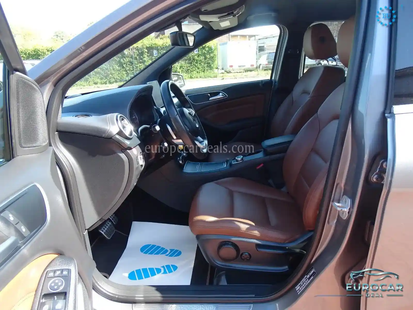 Mercedes-Benz B 220