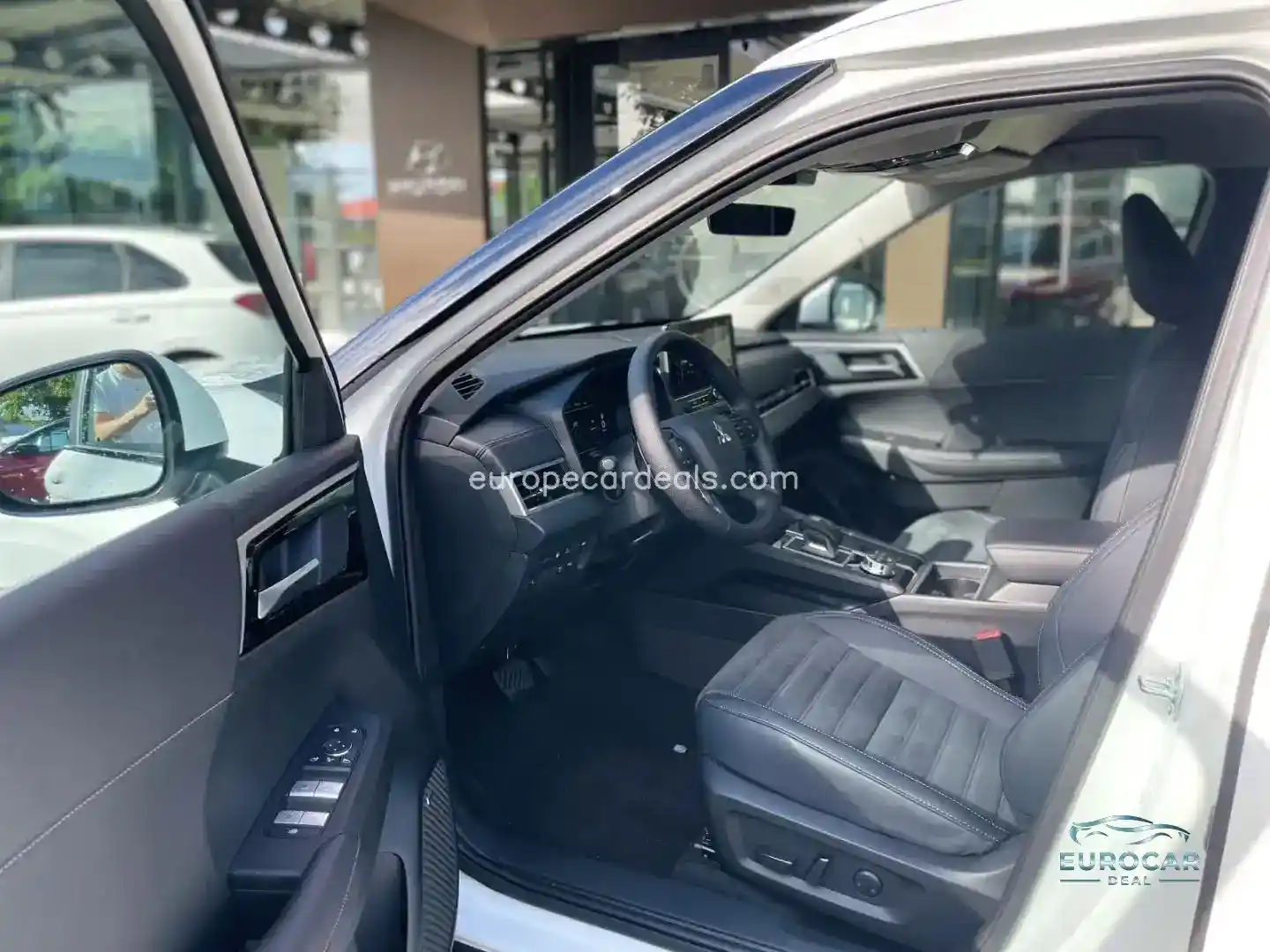 Mitsubishi Plug-in Hybrid Outlander