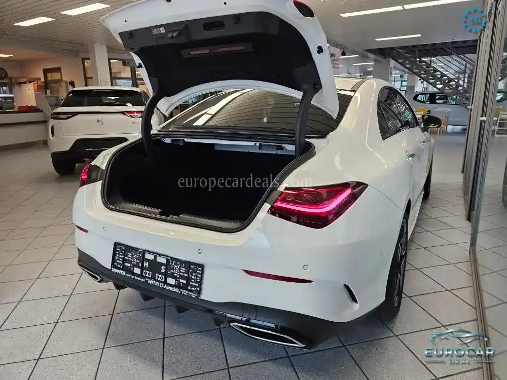 Mercedes-Benz CLA 220