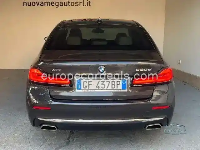 BMW 520