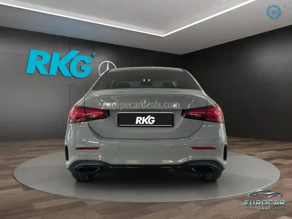 Mercedes-Benz A 250