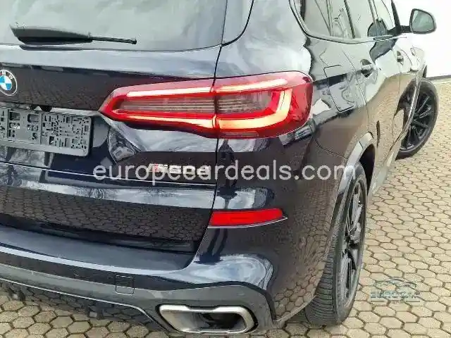BMW X5 M50