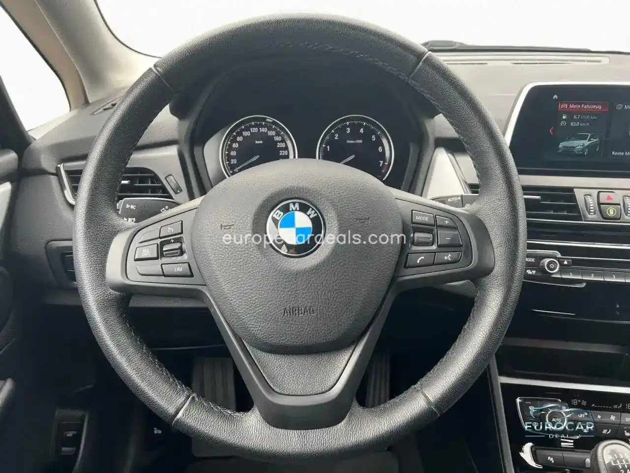 BMW 218