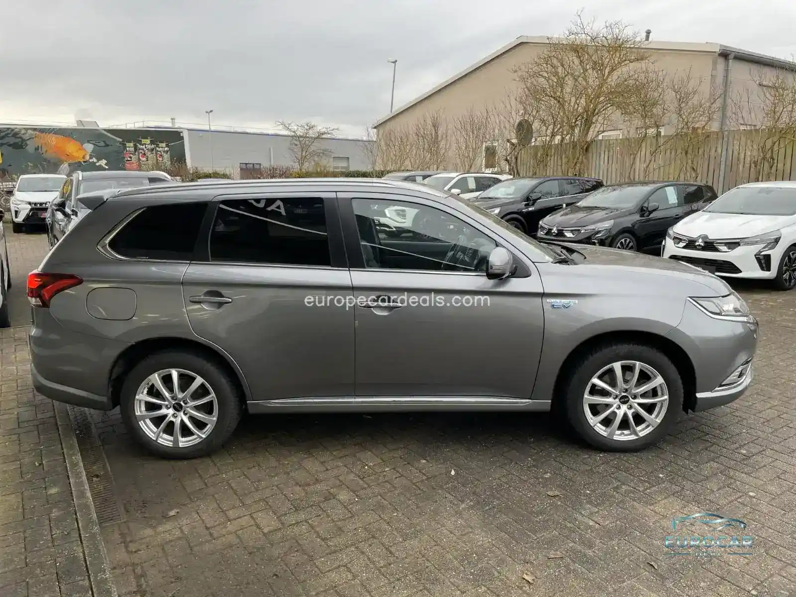 Mitsubishi Plug-in Hybrid Outlander