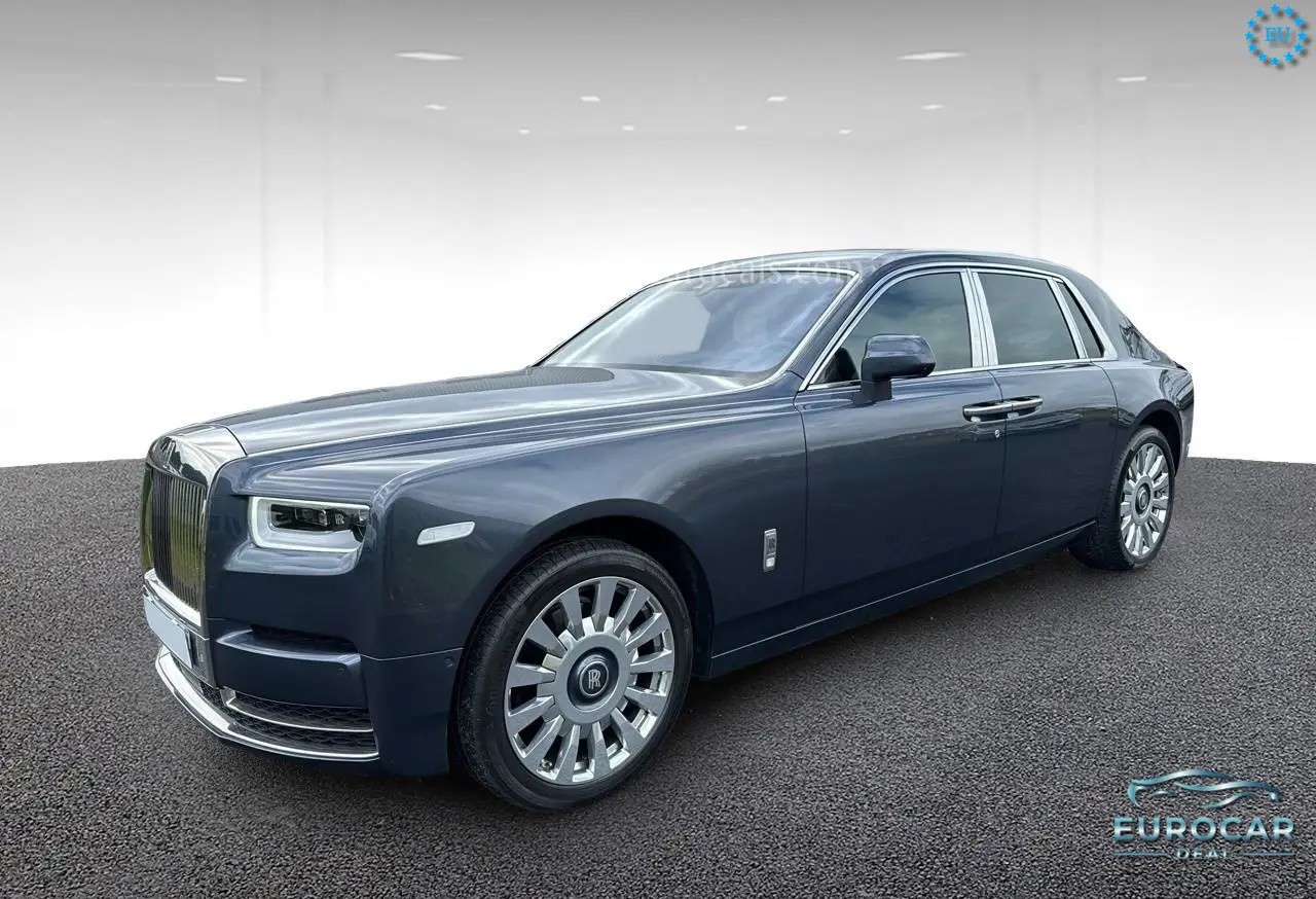Rolls-Royce Phantom