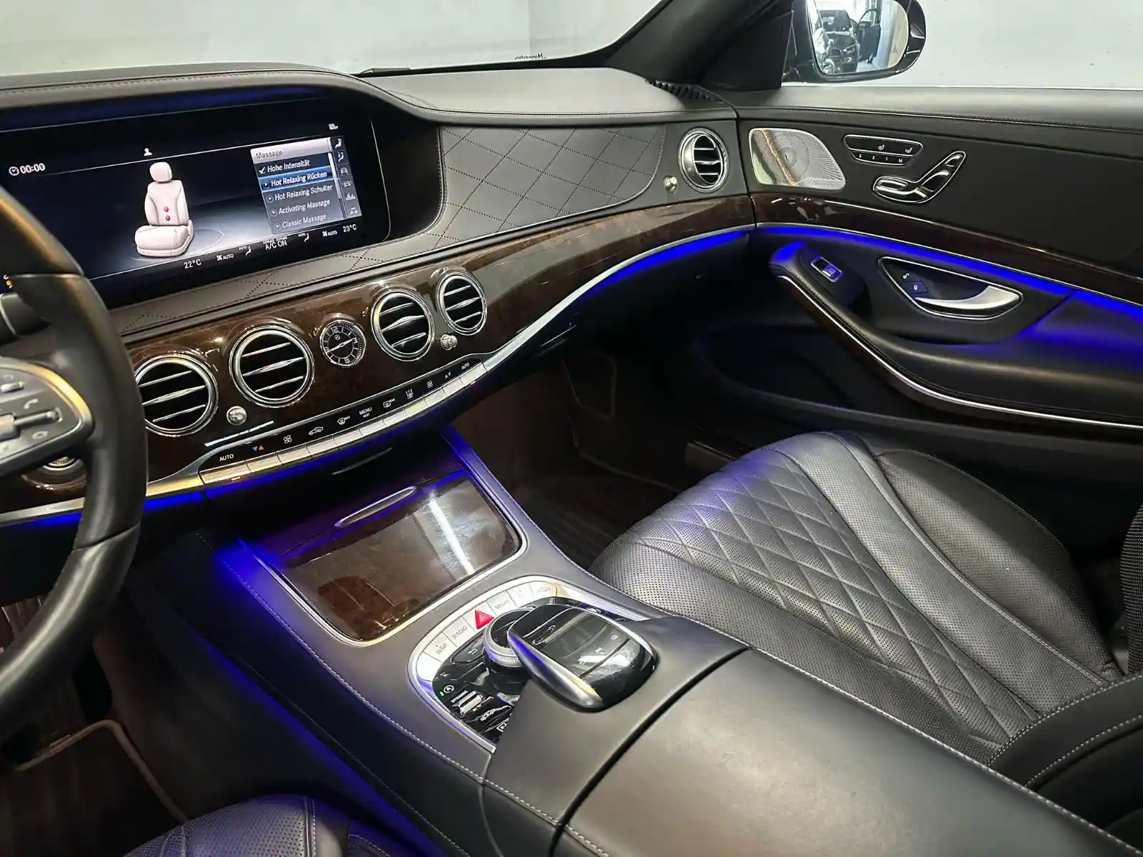 Mercedes-Benz S 600