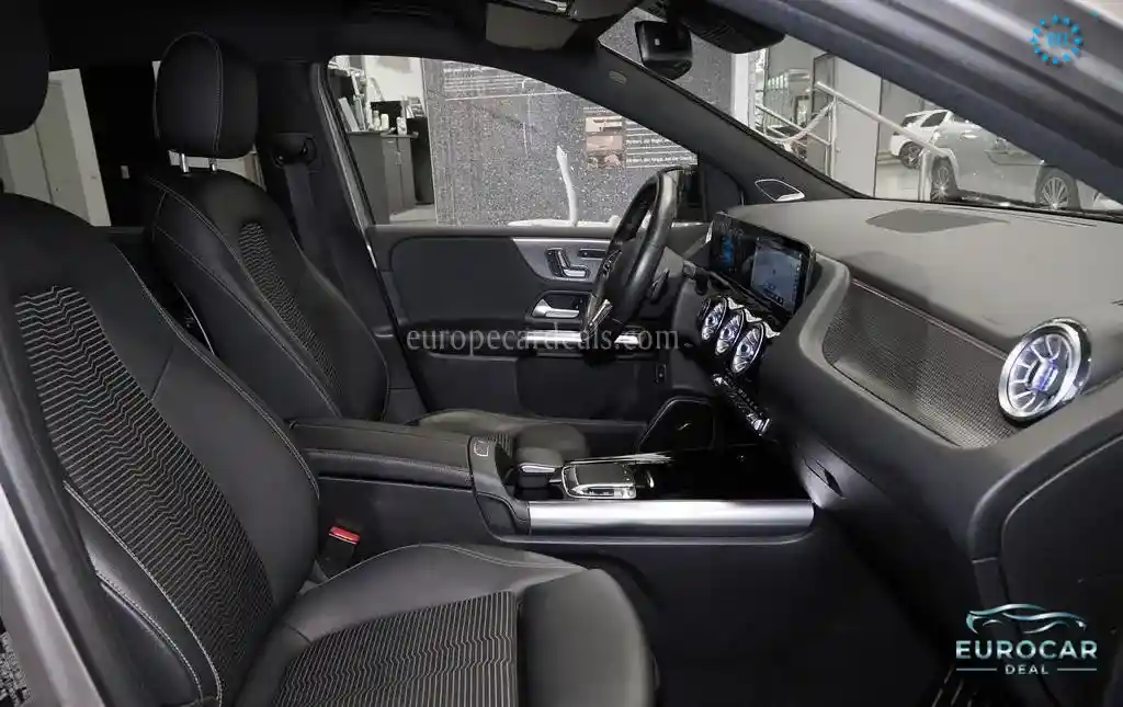 Mercedes-Benz B 200
