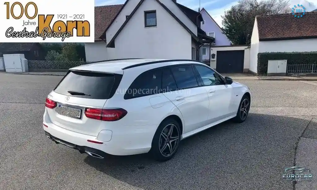 Mercedes-Benz E 300