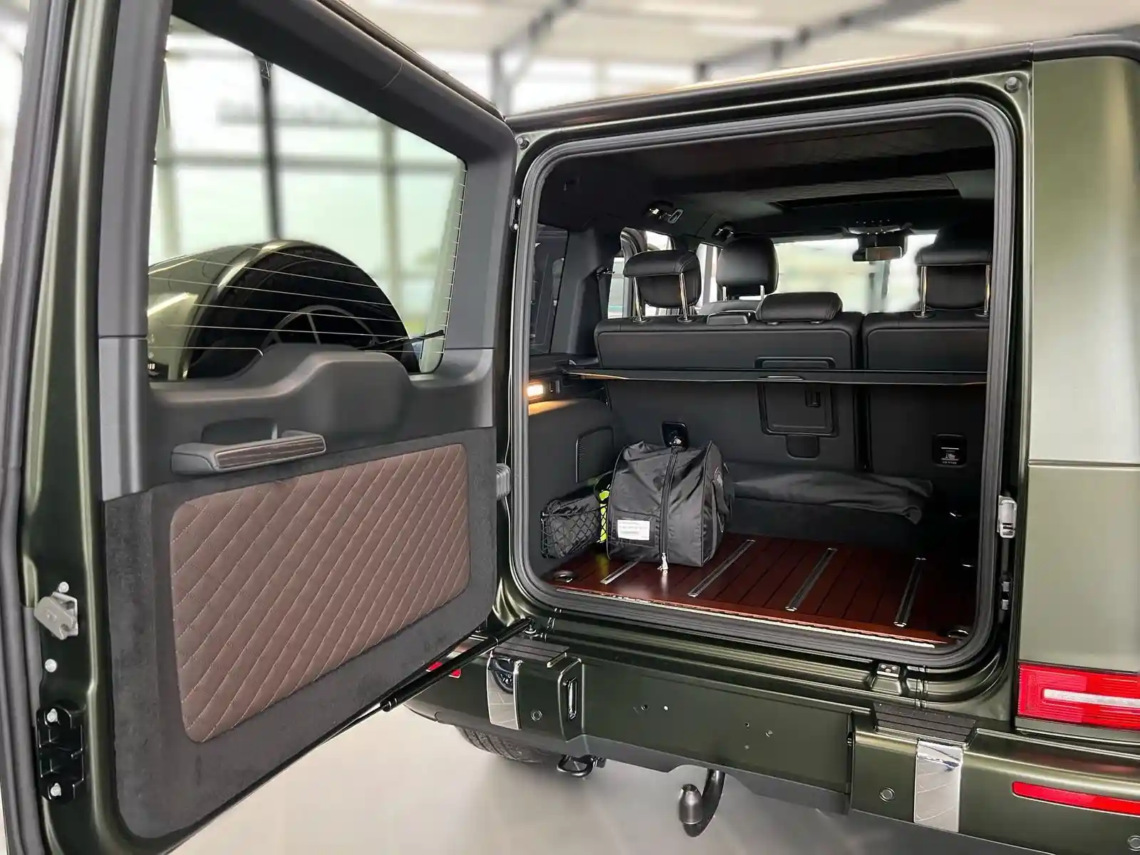 Mercedes-Benz G 500