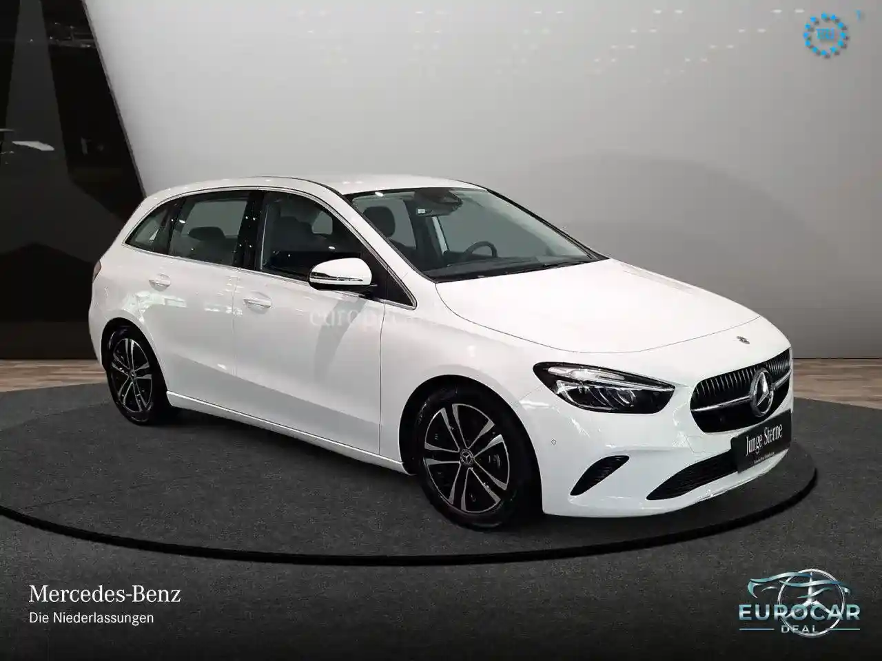 Mercedes-Benz B 180