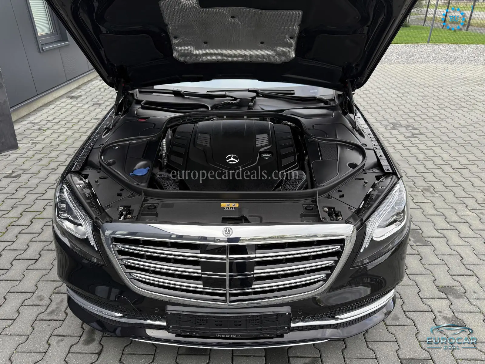 Mercedes-Benz S 560