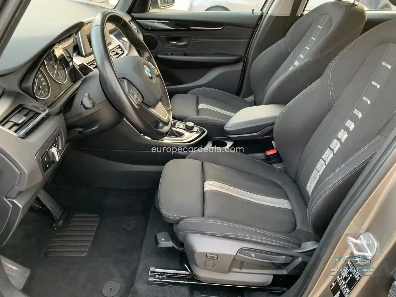 BMW 218