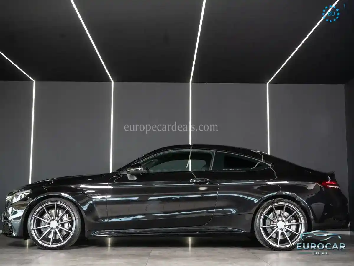 Mercedes-Benz C 63 AMG
