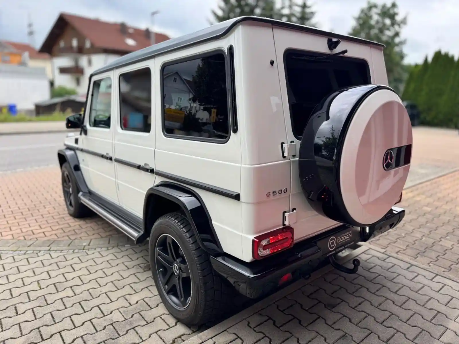 Mercedes-Benz G 500
