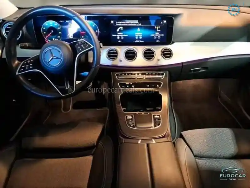 Mercedes-Benz E 220