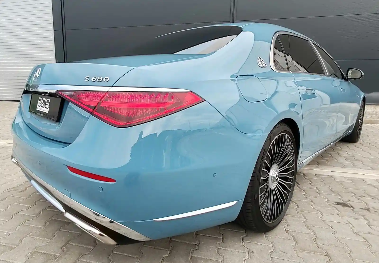 Mercedes-Benz S 680