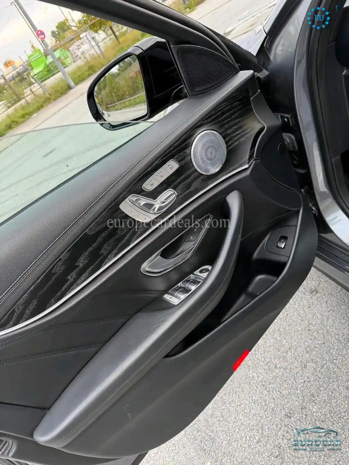 Mercedes-Benz E 63 AMG