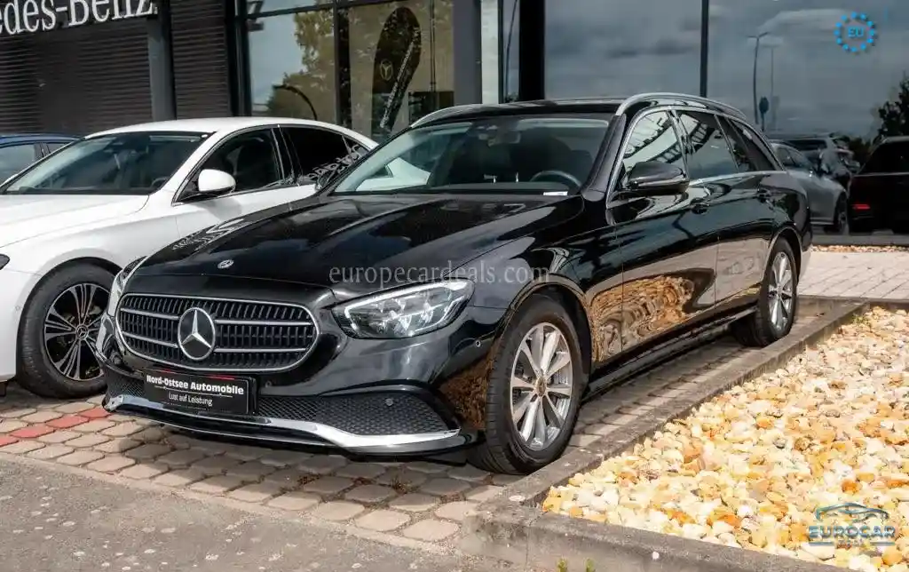 Mercedes-Benz E 200