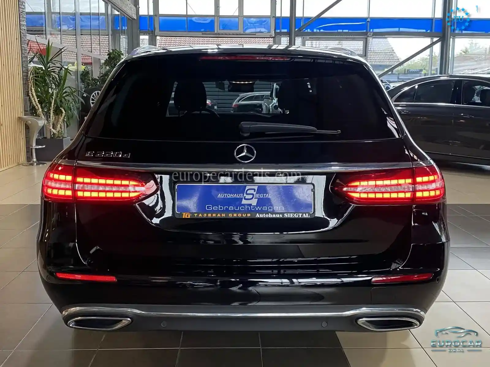 Mercedes-Benz E 220