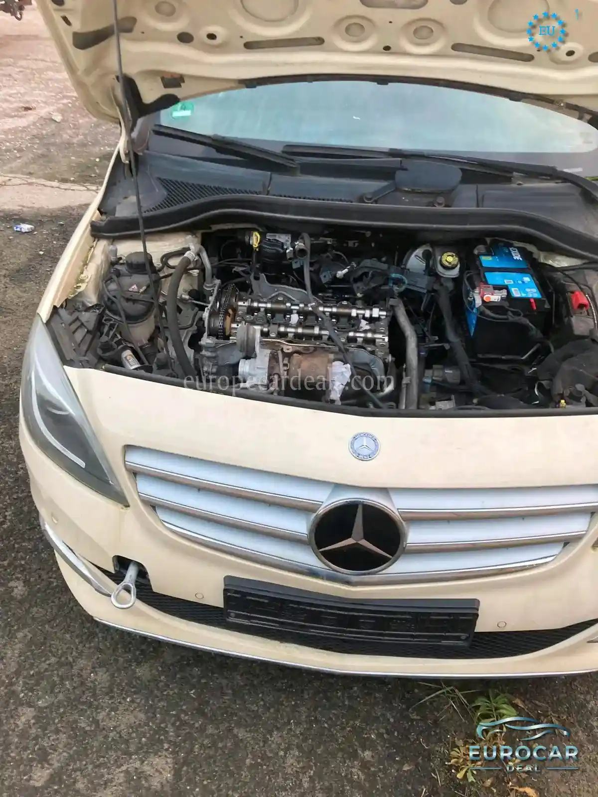 Mercedes-Benz B 200