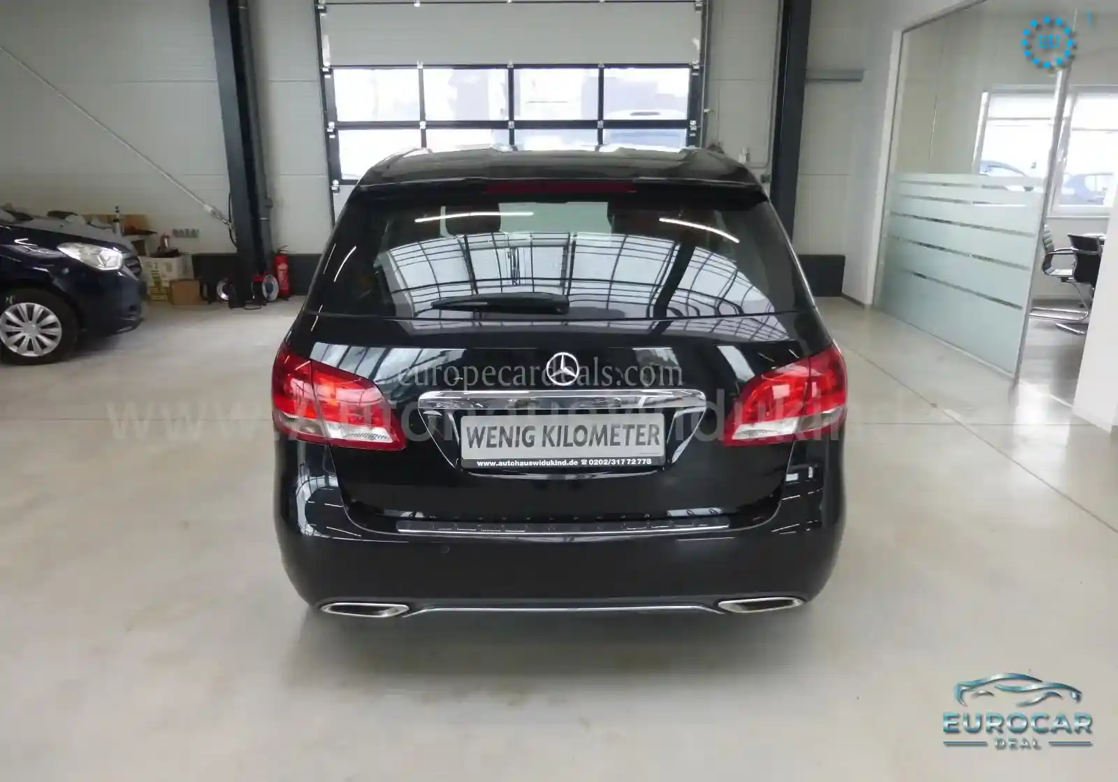 Mercedes-Benz B 180