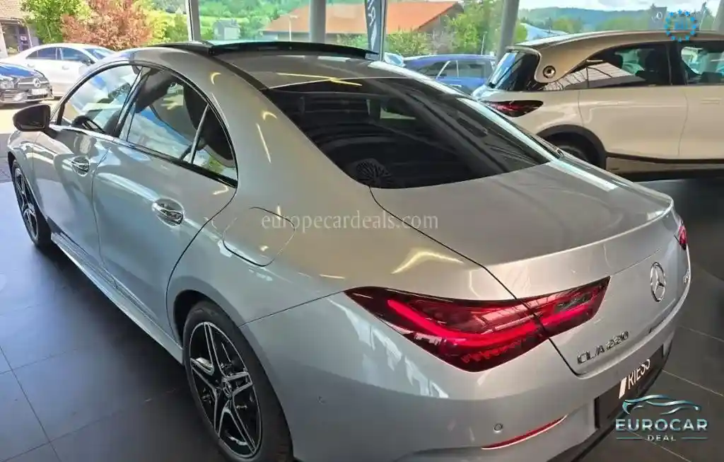 Mercedes-Benz CLA 220