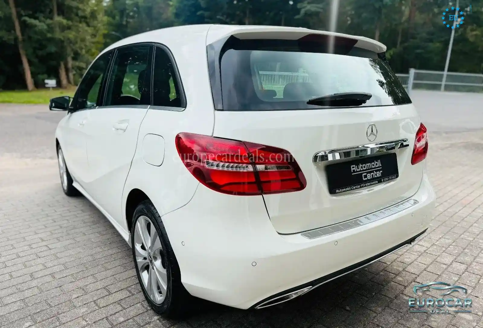 Mercedes-Benz B 200