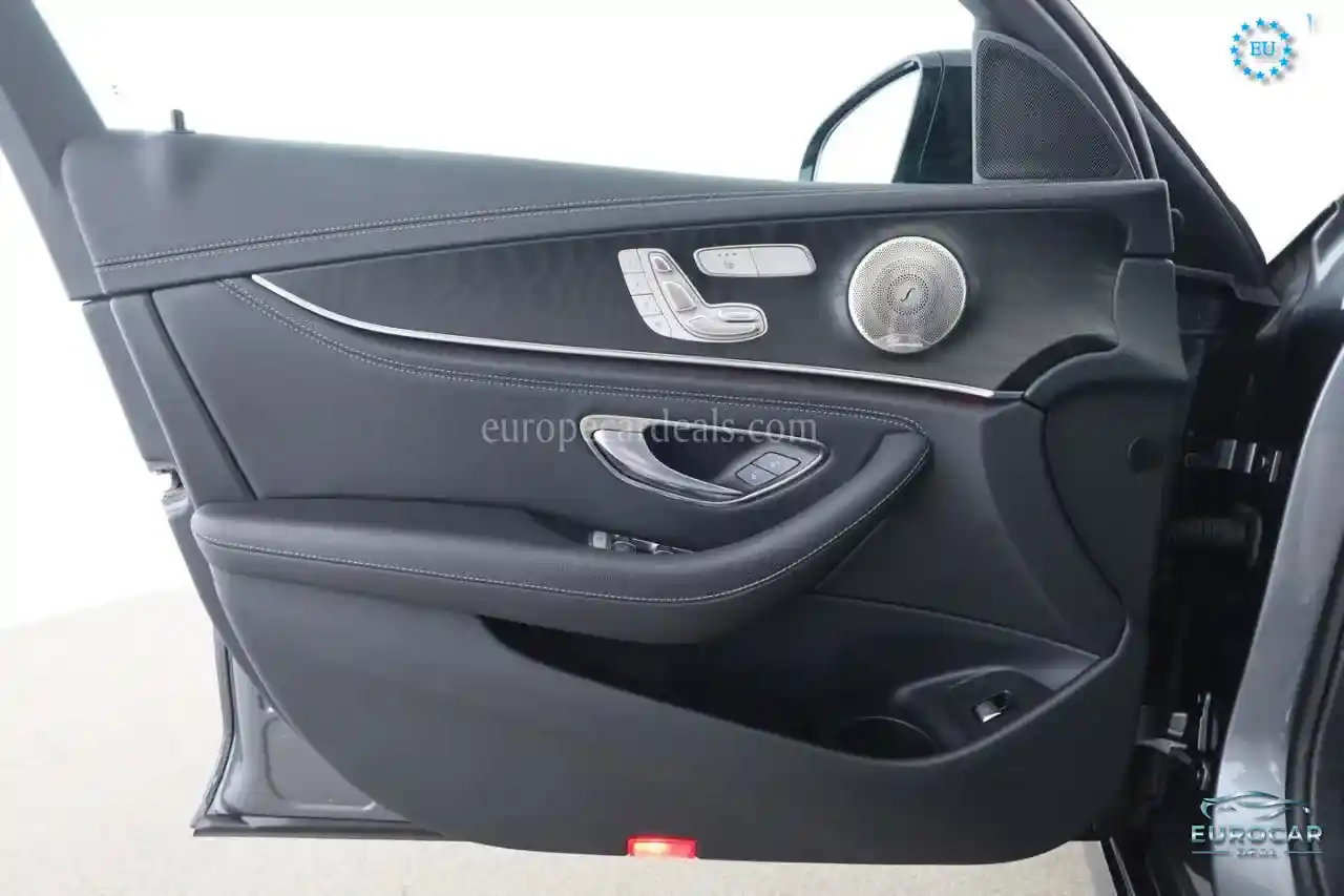 Mercedes-Benz E 400