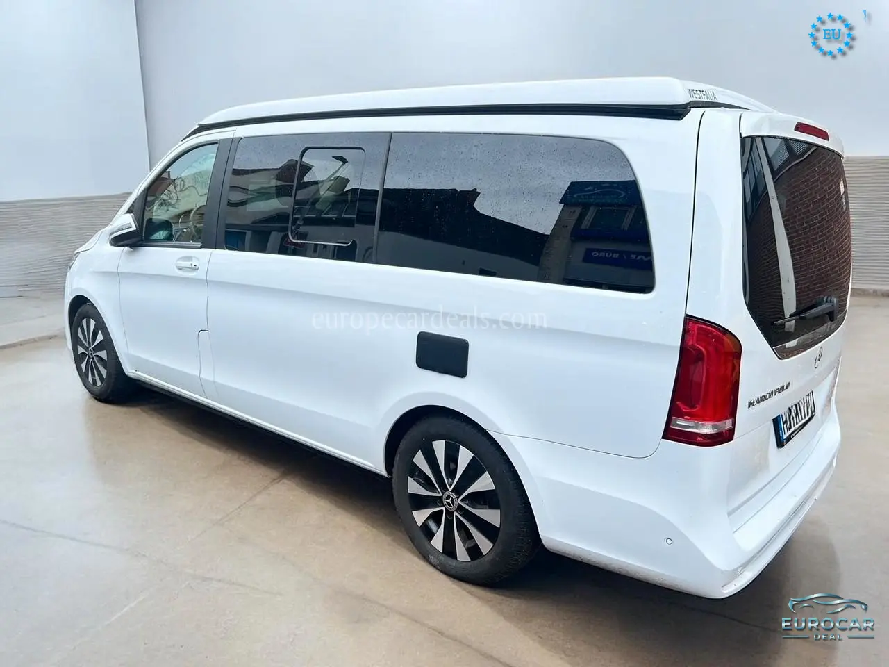Mercedes-Benz V 220