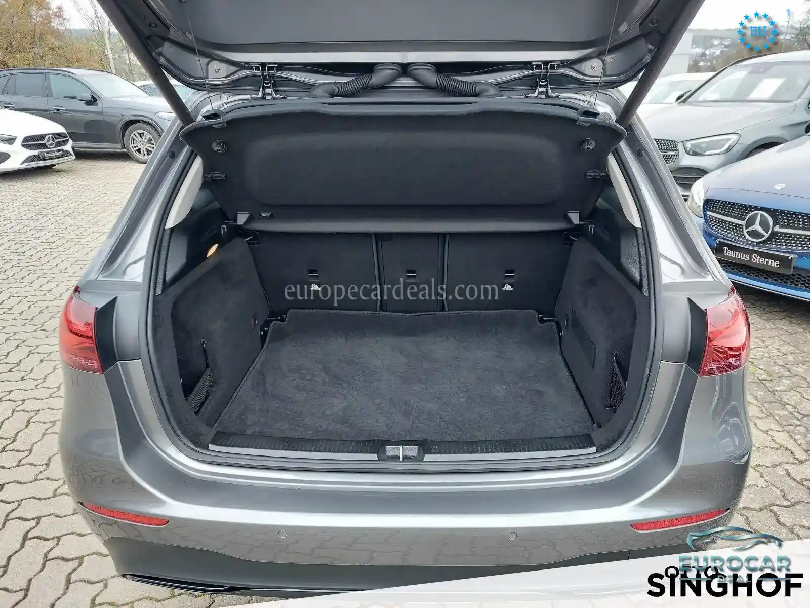 Mercedes-Benz B 220