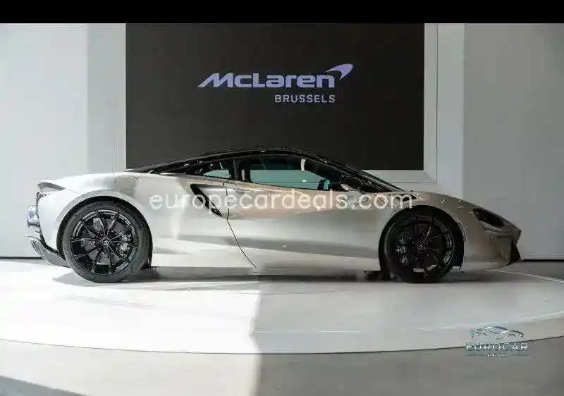 McLaren Artura