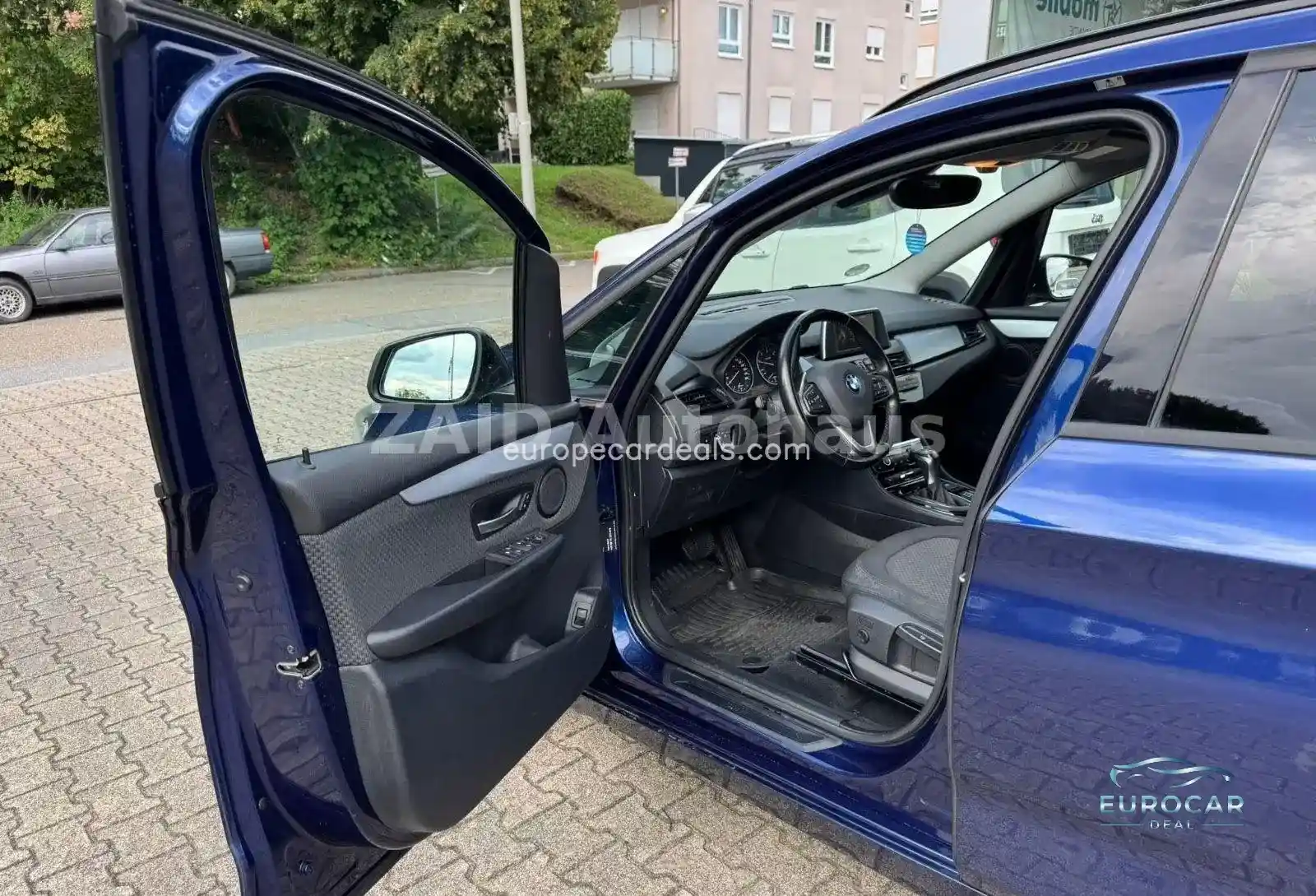 BMW 220