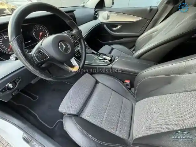 Mercedes-Benz E 400