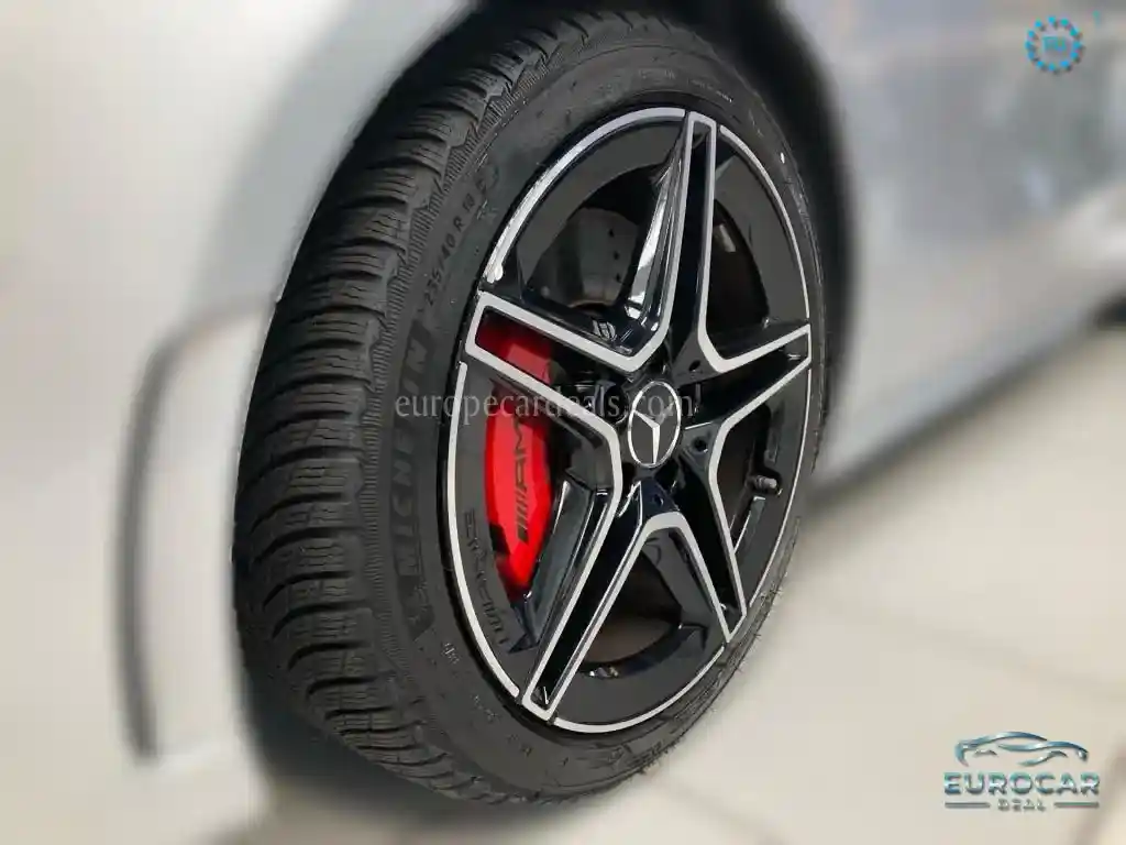 Mercedes-Benz A 35 AMG
